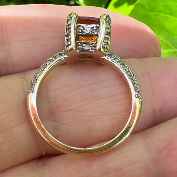 VINTAGE  DESIGNER 14K YELLOW GOLD CHECKERBOARD CUT CITRINE PAVE DIAMOND RING - Picture 11 of 16